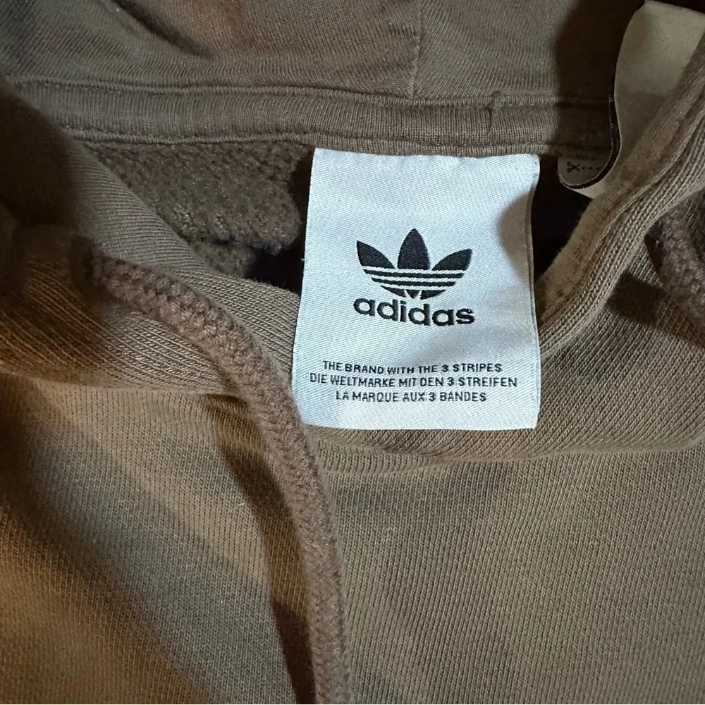 adidas Originals essentials hoodie in earth brown Size Small (a4